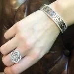 黄金手链，奢华与时尚的完美融合，为何成为潮流焦点？