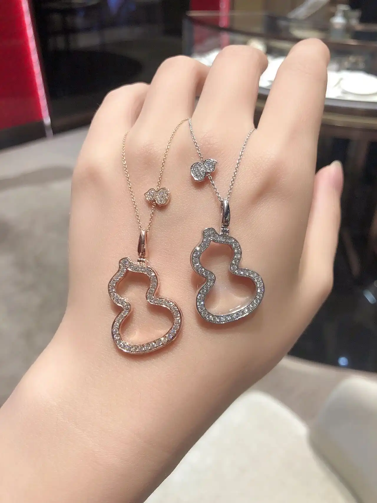 奢华之选：揭秘十大热门黄金手链，哪个才是你的心头好？