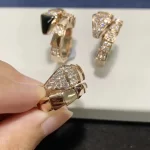 黄金手链的永恒魅力：揭秘为何它是时尚界的宠儿？