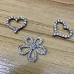 黄金手链的魅力：为何它总是珠宝界的焦点？揭秘顶级纯金手链的神秘面纱