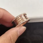 黄金传承，揭秘顶级纯金手链的神秘魅力，为何成为时尚宠儿？