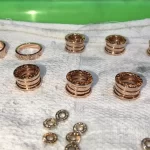 传承，奢华再现：揭秘那些让人一见倾心的顶级黄金手链！