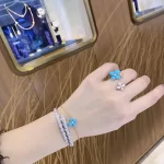 传承，奢华再现：揭秘黄金手链的神秘魅力，究竟谁才是珠宝界的王者？