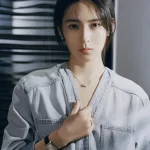 传承，黄金手链的奢华魅力：揭秘为何它是时尚界的永恒宠儿？