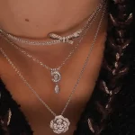 黄金传承，揭秘纯金手链的奢华魅力：为何它总是奢侈品界的宠儿？