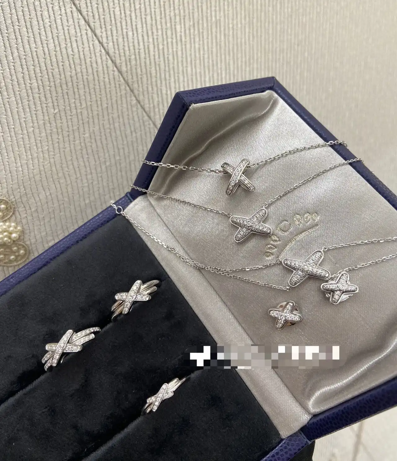 传承，奢华再现：揭秘纯金手链的独特魅力与投资价值！