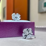 奢华诱惑：揭秘为何纯金手链成为时尚圈宠儿，盘点十大热门款式！