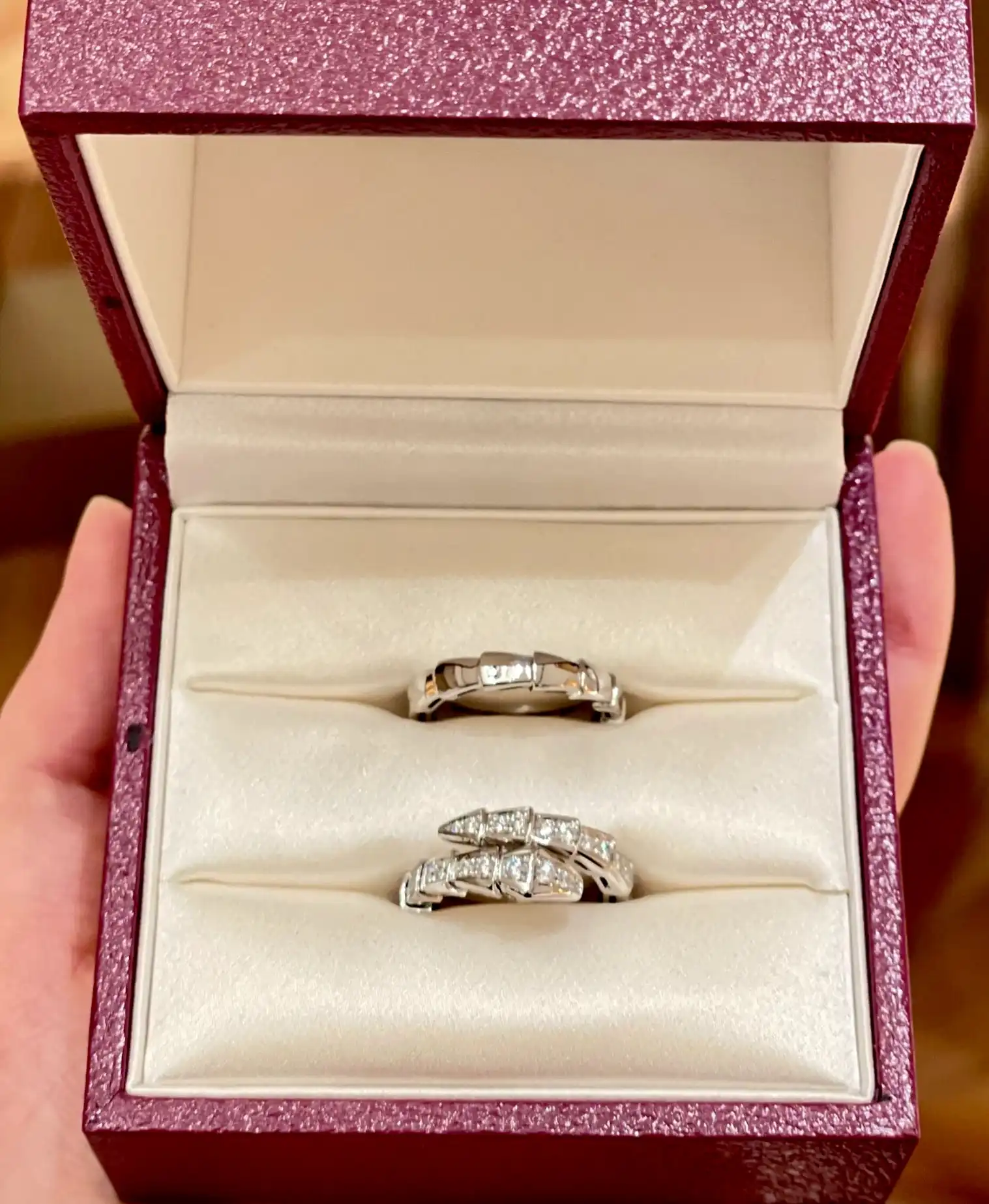 揭秘黄金手链的奢华魅力：是投资还是时尚单品？选购指南大公开！