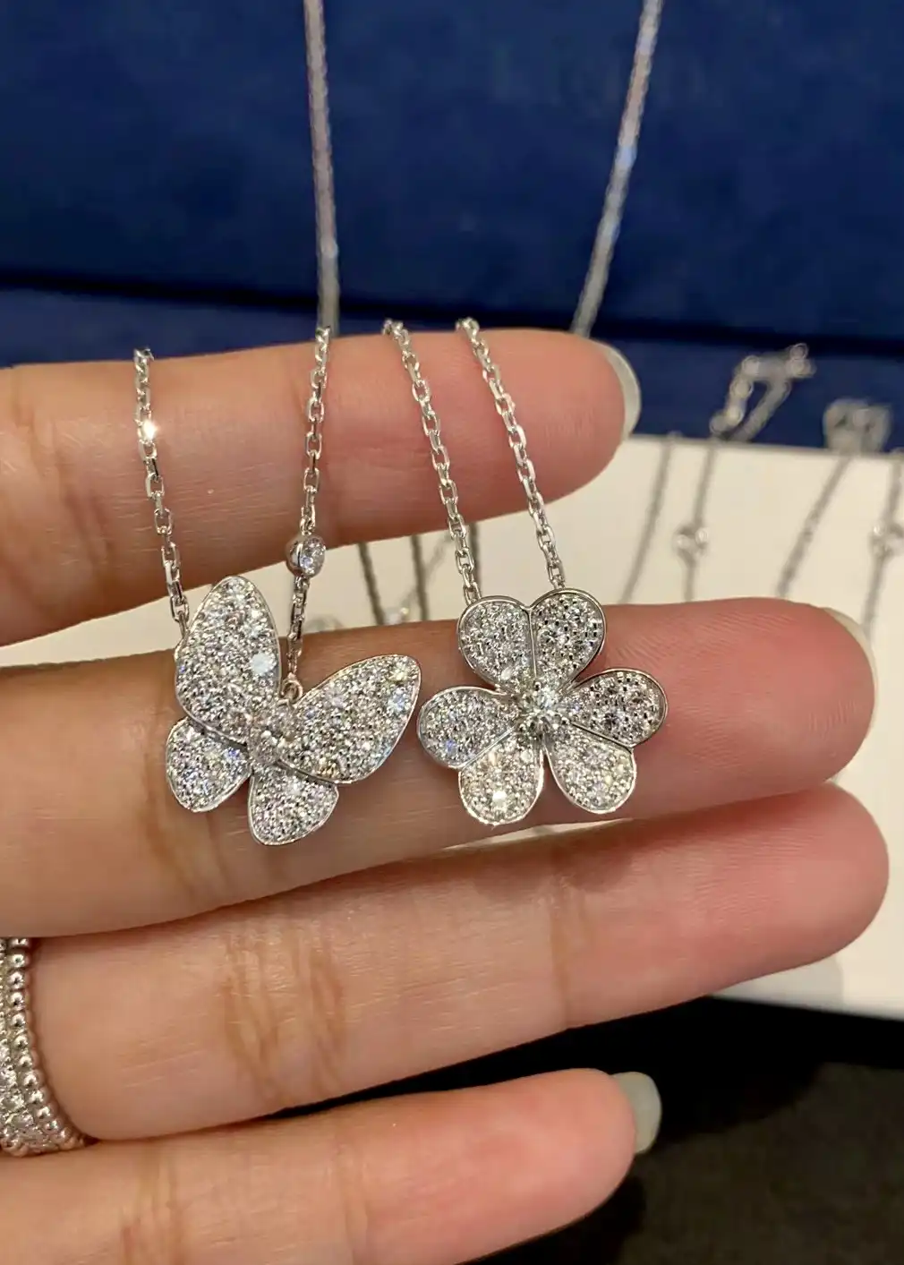黄金手链，永恒的奢华之选：揭秘如何挑选完美无瑕的纯金首饰