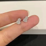 情侣手链的黄金选择：揭秘哪款才是爱情的完美见证？