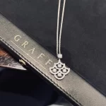 不褪色，奢华升级！揭秘黄金手链的永恒魅力与保养秘诀