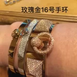 奢华之选，永恒璀璨：揭秘10款热门黄金手链，哪一款才是你的心头好？