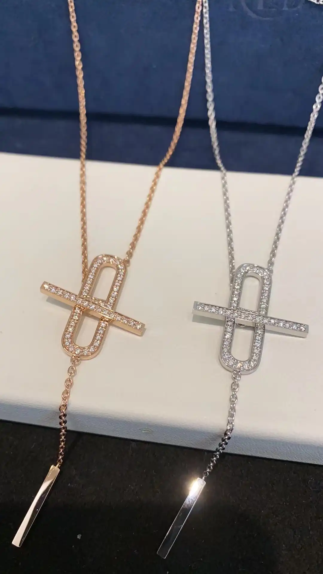 黄金手链：奢华之选，究竟哪一款才是你的心头好？