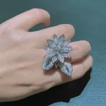奢华升级，揭秘市面上最受欢迎的10款纯金手链，你的心头好是哪一款？