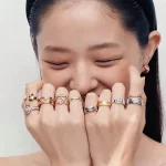 黄金手链的永恒魅力：揭秘为何它是奢华配饰的首选？