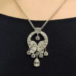 传承，金光熠熠：揭秘高端纯金手链的神秘魅力，为何它成为贵妇们的首选？